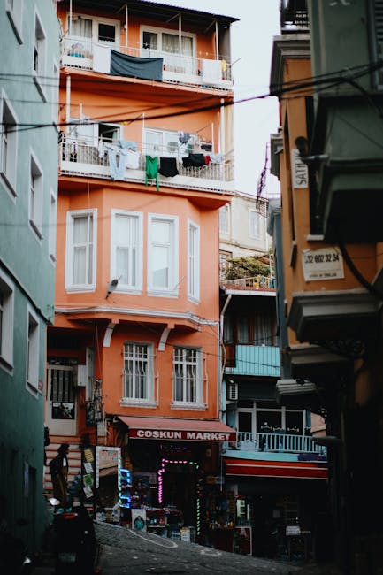 A Guide To Seattle s Best Vintage Shops Seattle Beautiful A Guide To Seattle s Best Vintage Shops Seattle Beautiful